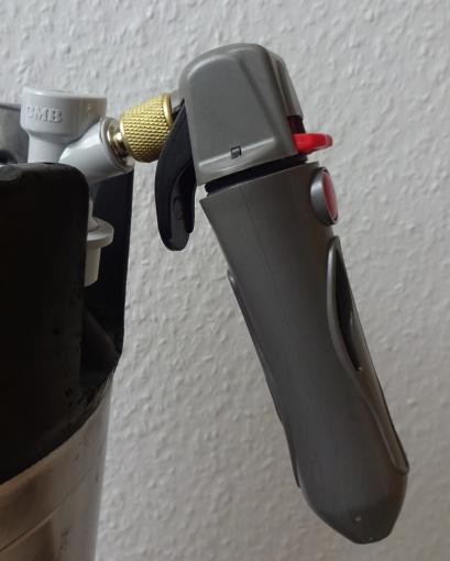 NC-CO2 Armatur für 16g Kartusche (Keg Charger)